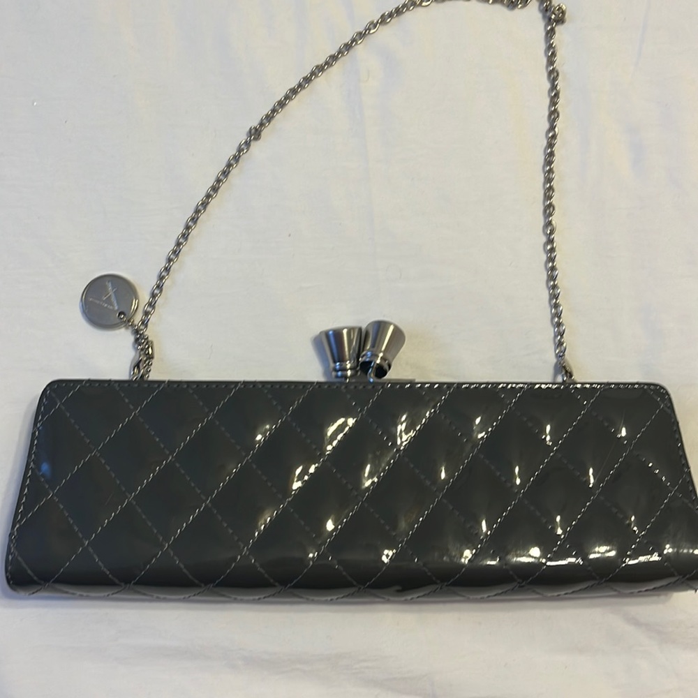 Aresole clutch